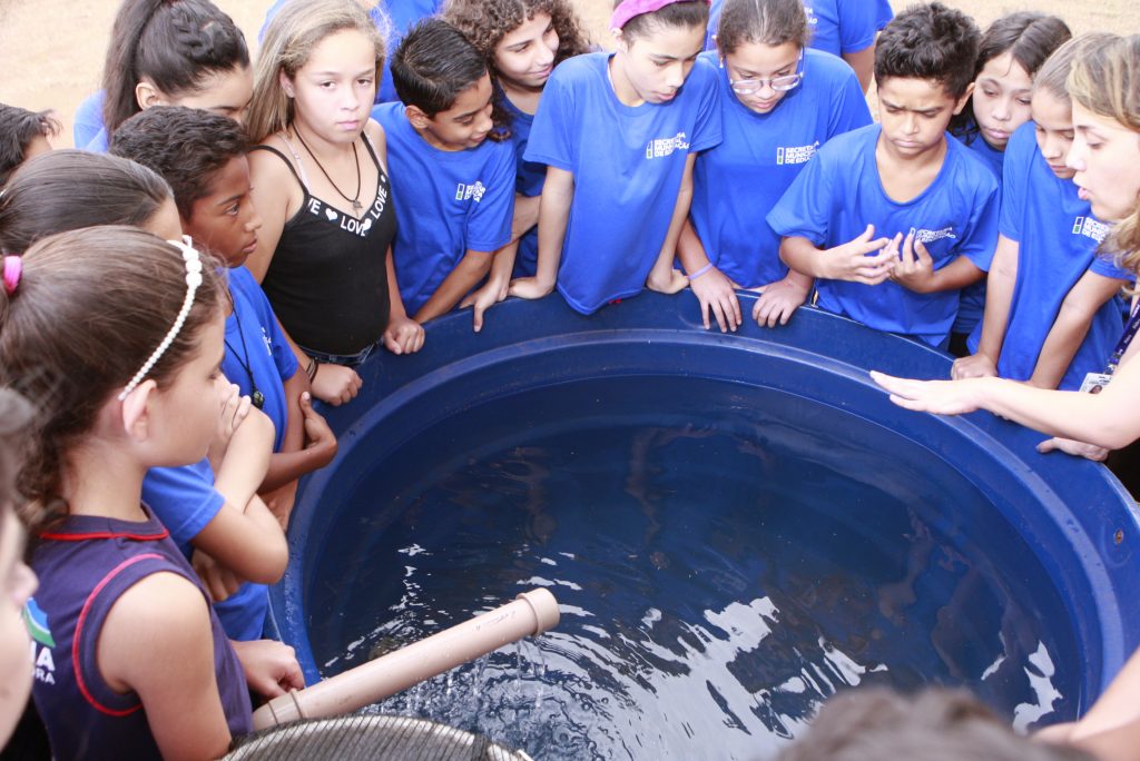 Projeto Cardume leva alunos da rede municipal ao Aquário 1