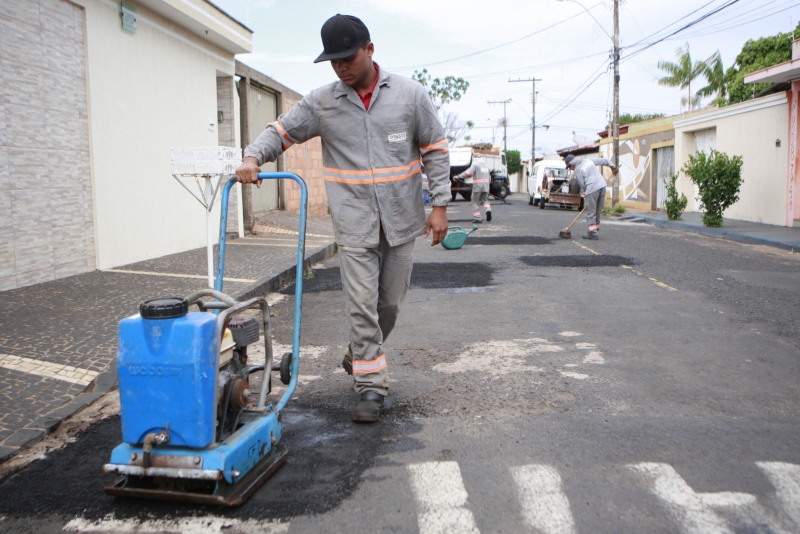 Saiba quais bairros receberão a Operação Tapa-Buraco nesta terça-feira (13) 2
