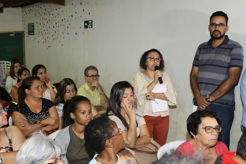 Moradores da região Leste participam de reunião comunitária 1
