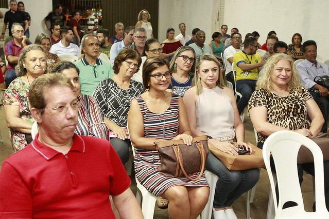 Reunião Comunitária aproxima Prefeitura dos moradores do Roosevelt 1
