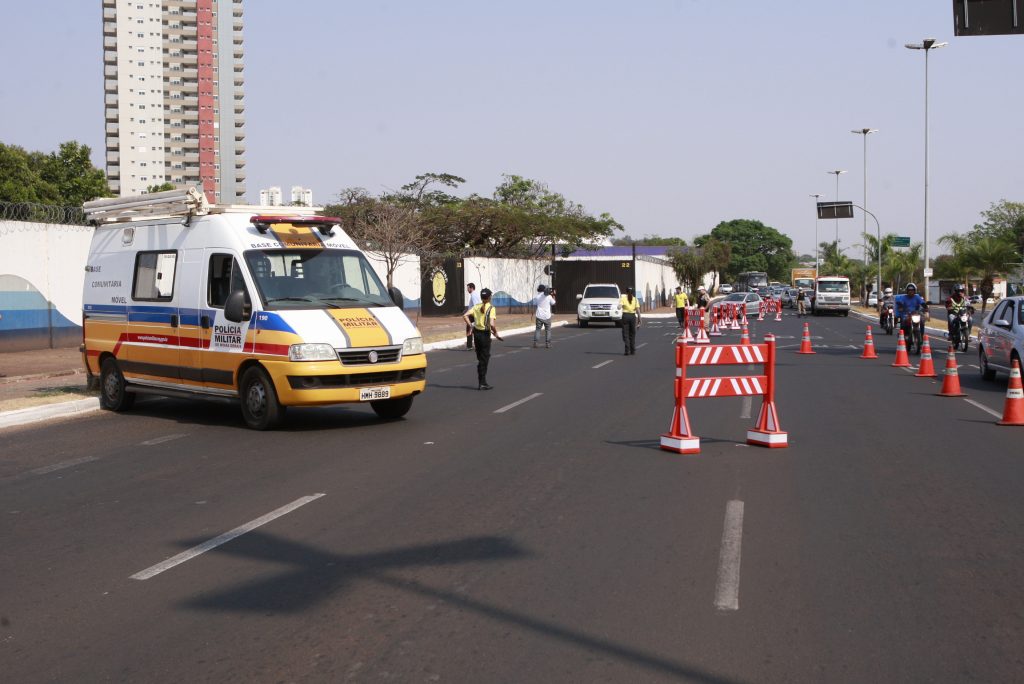 Blitz Educativa mobiliza motoristas ao respeito à vida no trânsito 1