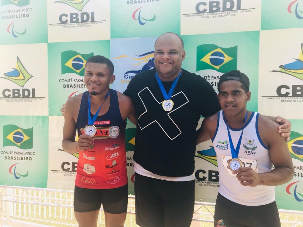 Aparu/Futel conquista oito medalhas no Brasileiro de Atletismo da CBDI 3
