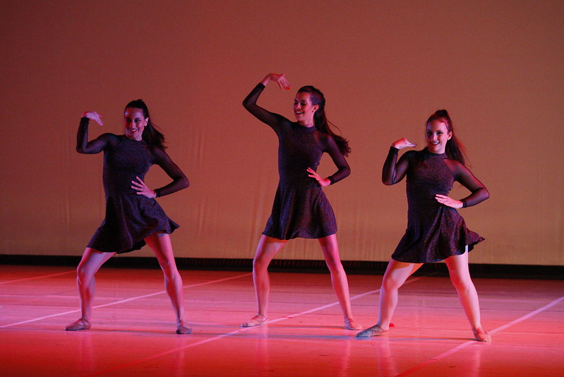 Mostras amadoras e de espetáculo marcam o terceiro dia do Festival de Dança do Triângulo 3