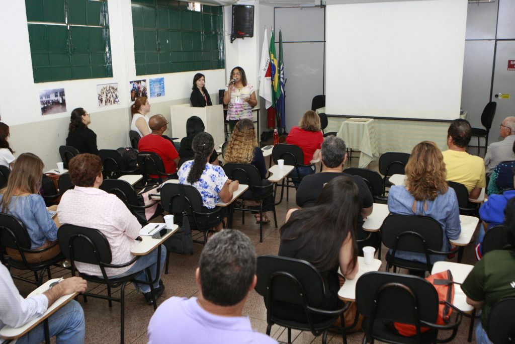 Servidores participam de curso sobre liderança e ação 1