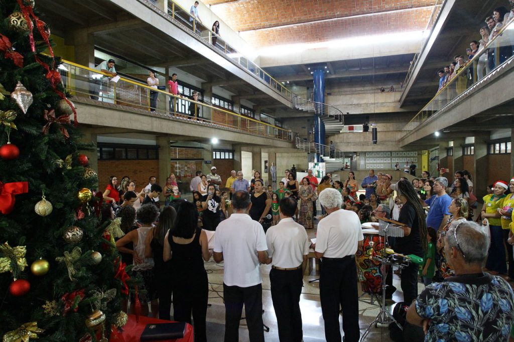E.M. Cidade da música leva melodias ao Centro Administrativo 1