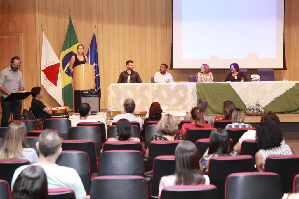 Novembro Verde reúne população em evento para divulgar práticas homeopáticas 1