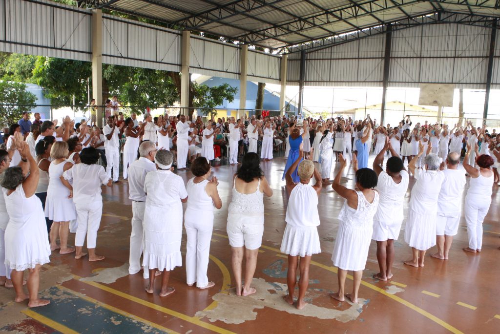 Baile dos Ceais movimenta mais de 600 idosos nesta sexta-feira (20) 1