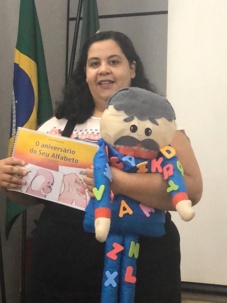 Reunião com diretores escolares exalta ações realizadas durante o ano 3