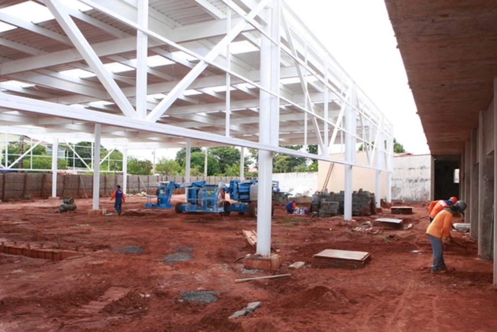 Plataforma de embarque do Terminal Dona Zulmira recebe cobertura 1