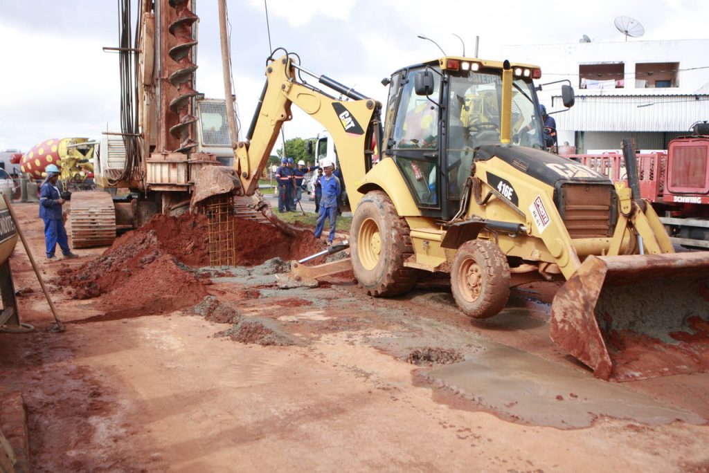 Construção da Trincheira do Trevo Ivo Alves Pereira continua avançando 2
