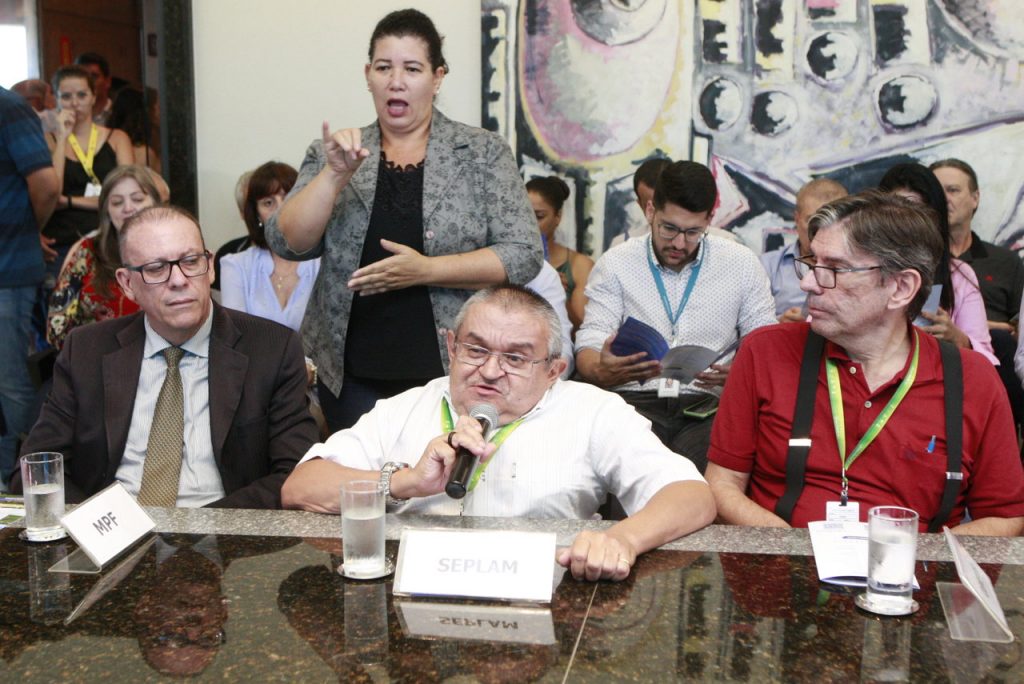 Prefeitura entrega certificados e lança guia ‘Uberlândia Acessível’ 1