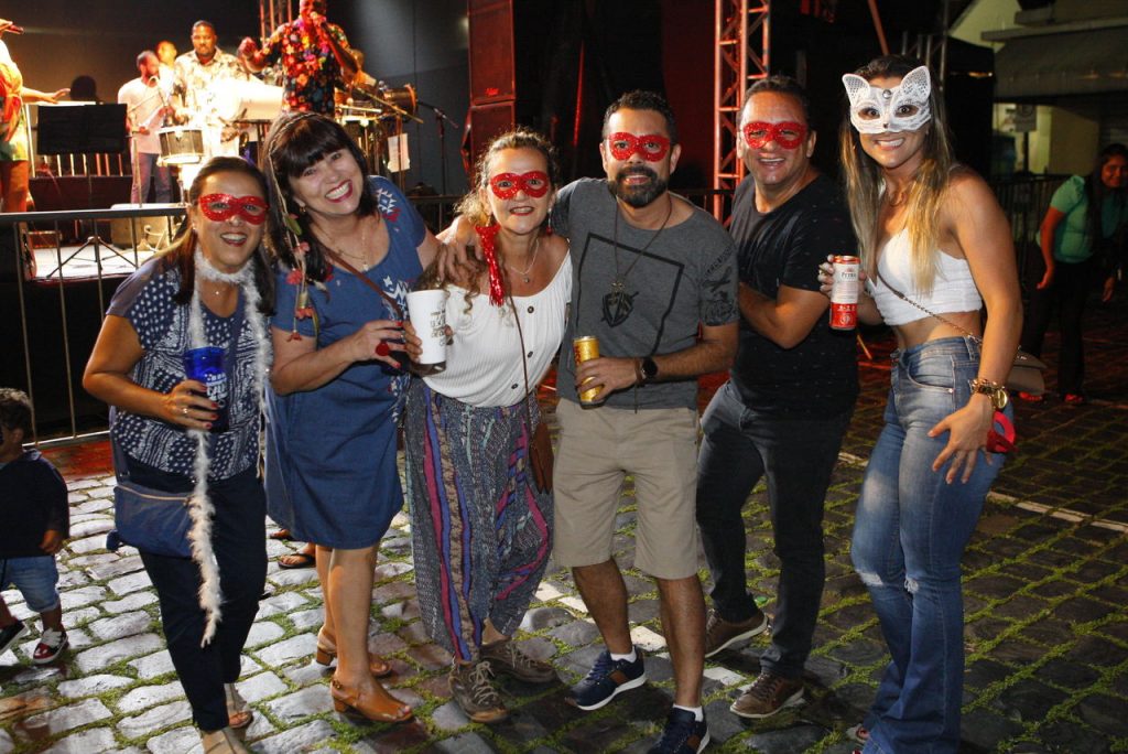 Baile de Máscaras dá início às festividades do carnaval de Uberlândia 4