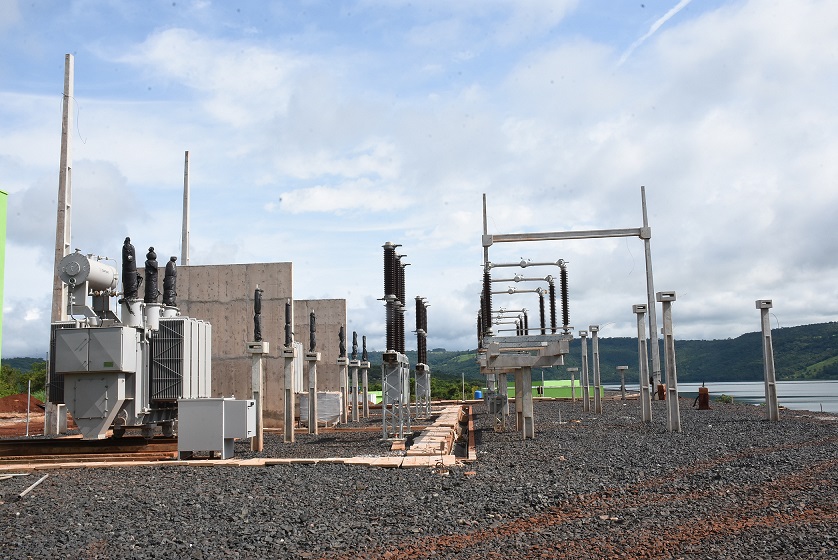Linha de distribuição de energia começa a ser construída para suprir o Sistema Capim Branco 1