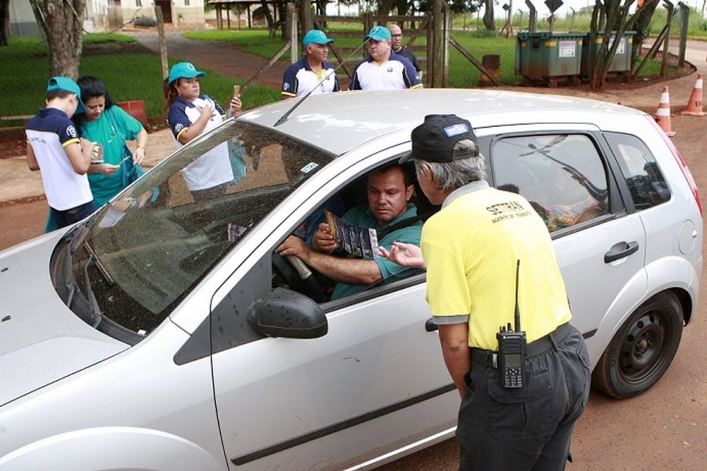 Prefeitura mobiliza motoristas em blitz de conscientização 1