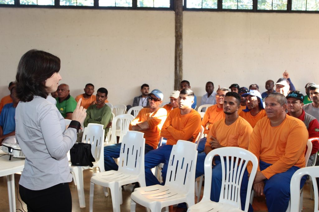 Palestra aborda bem-estar no trabalho com servidores do Meio Ambiente 1