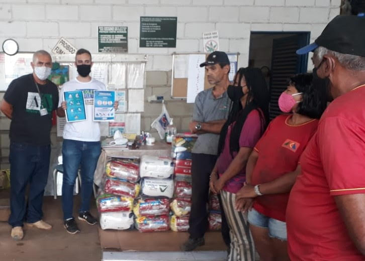 Dmae faz doação de cestas básicas aos recicladores das associações 1