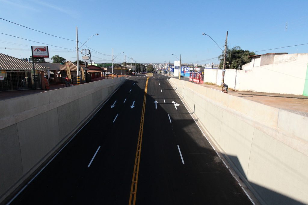 Prefeitura de Uberlândia entrega trincheira do trevo Ivo Alves 2