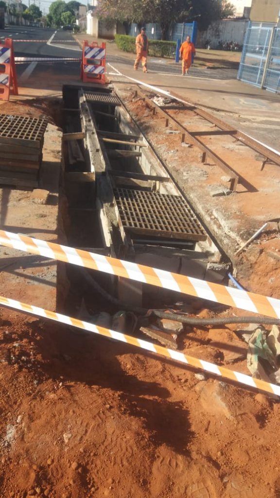 Obra de drenagem pluvial no Umuarama entra na fase final 1