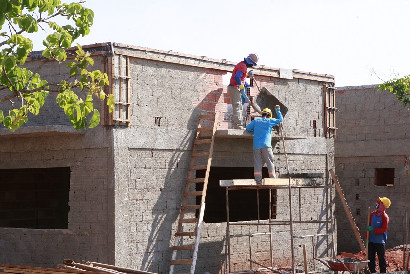 Obras em unidades de saúde avançam para ampliar atendimento à população 4