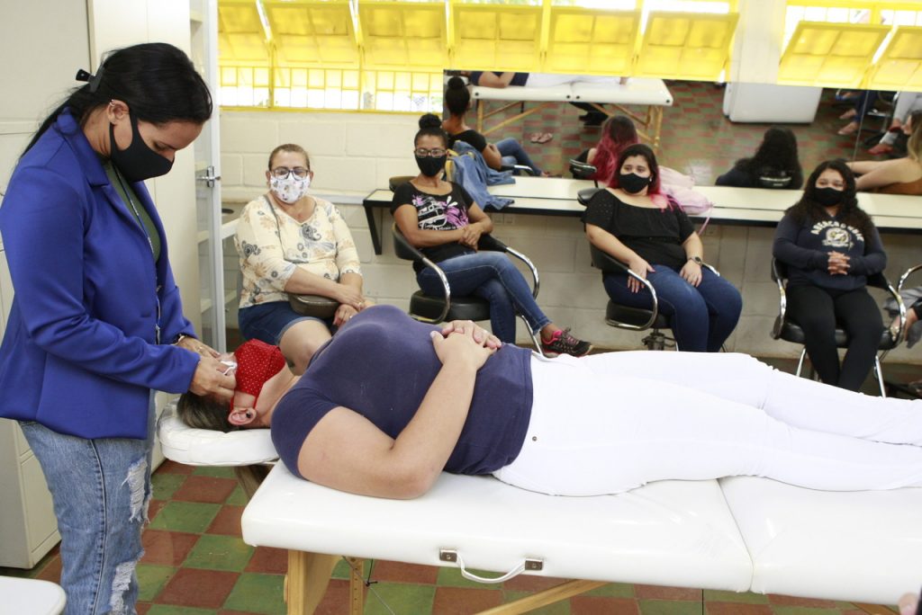 Prefeitura dá início aos cursos profissionalizantes de dezembro 2