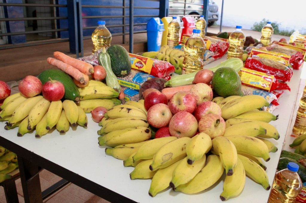 Prefeitura de Uberlândia inicia distribuição de Kit Alimentação Escolar 2
