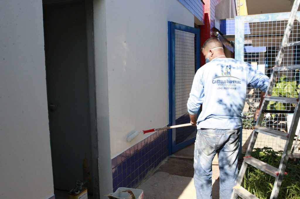 Reformas do Escola Bem Arrumada avançam em 32 escolas municipais 1