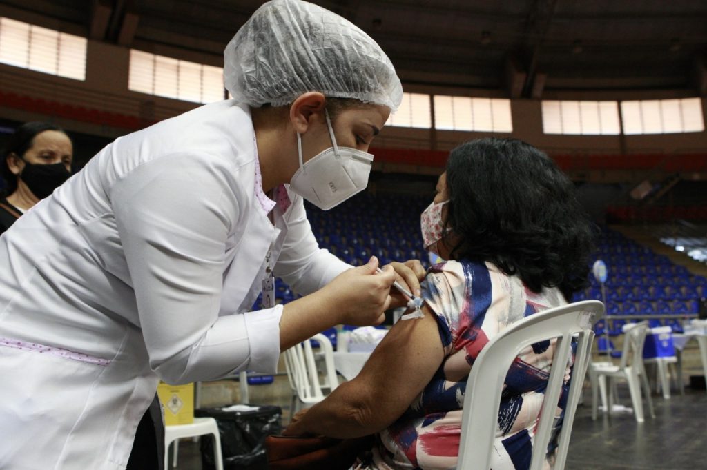 Prefeitura bate recorde de imunização com mais de 6,3 mil doses aplicadas 1