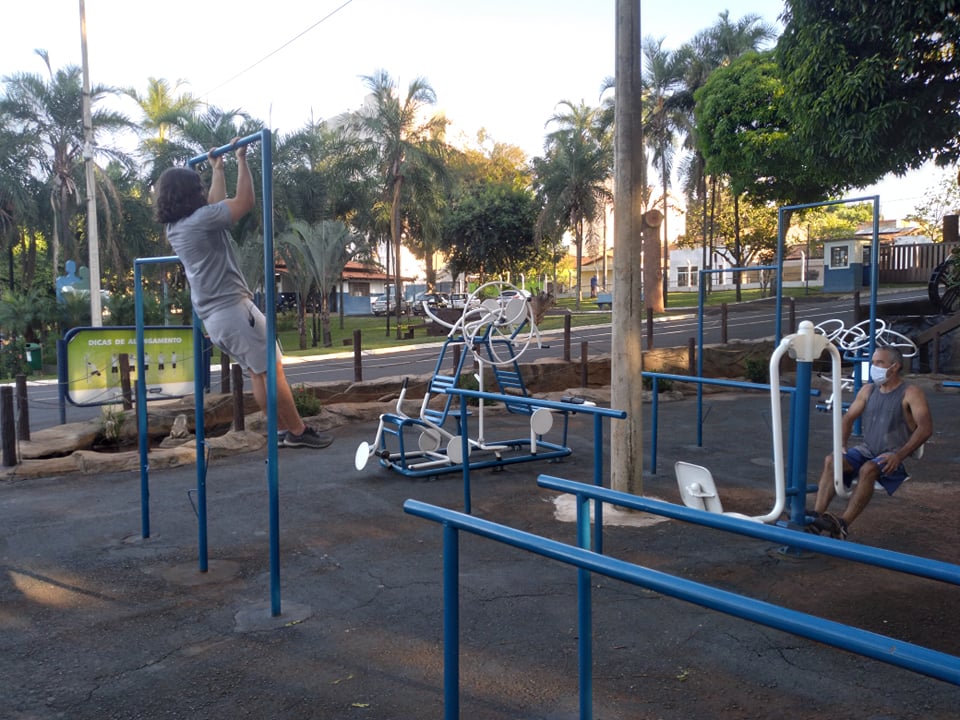 Academias ao ar livre do Parque do Sabiá tem avaliação positiva 1