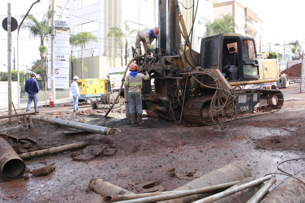 Obra do viaduto da avenida dos Municípios está na fase de fundação 1
