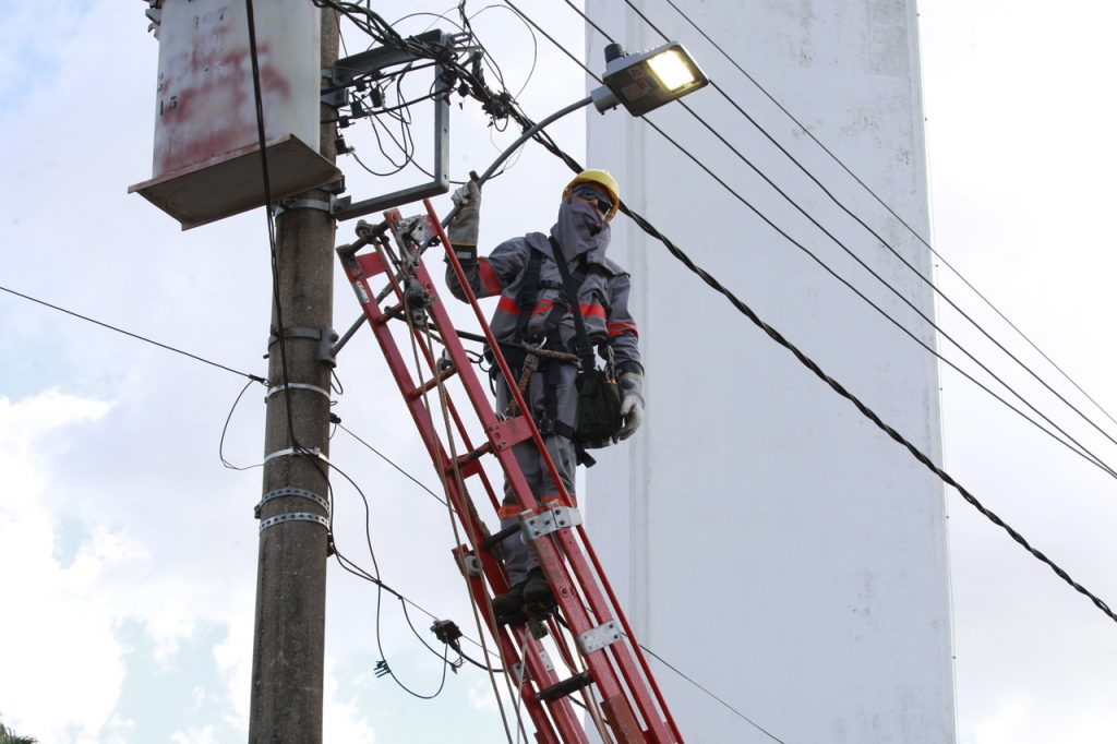 PPP da iluminação Pública moderniza mais de 800 pontos de luz nesta semana 1