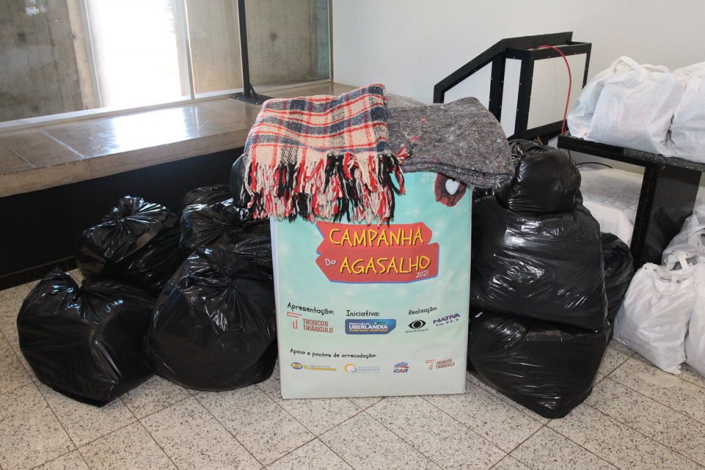 Campanha do Agasalho 2021 arrecada meia tonelada de agasalhos e cobertores 1