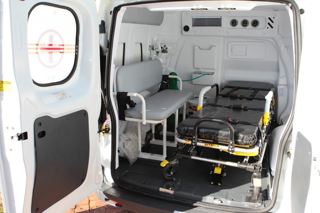Prefeitura de Uberlândia entrega 14 novas ambulâncias à população 2