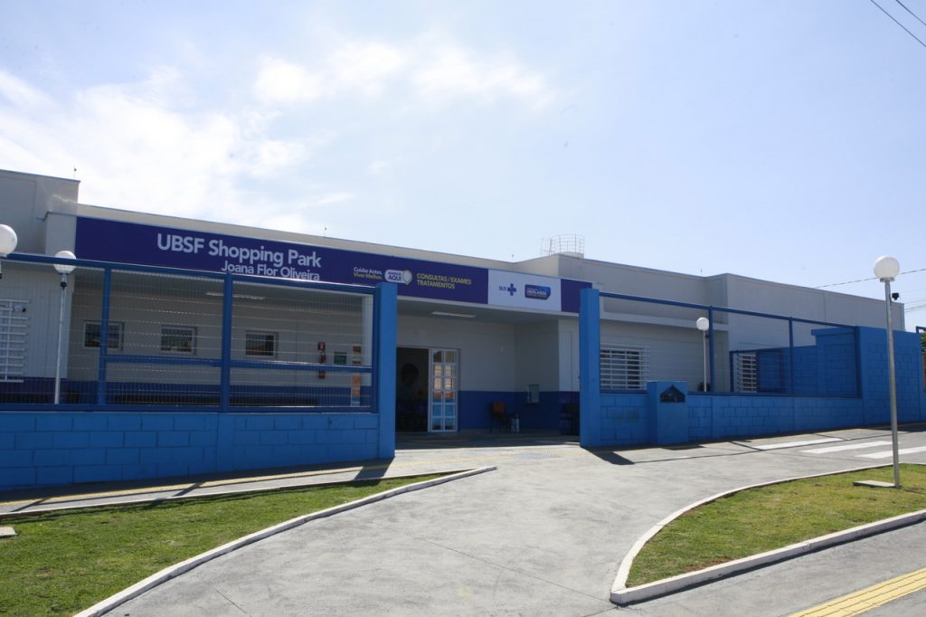 Prefeitura inaugura unidade de saúde no bairro Shopping Park 2