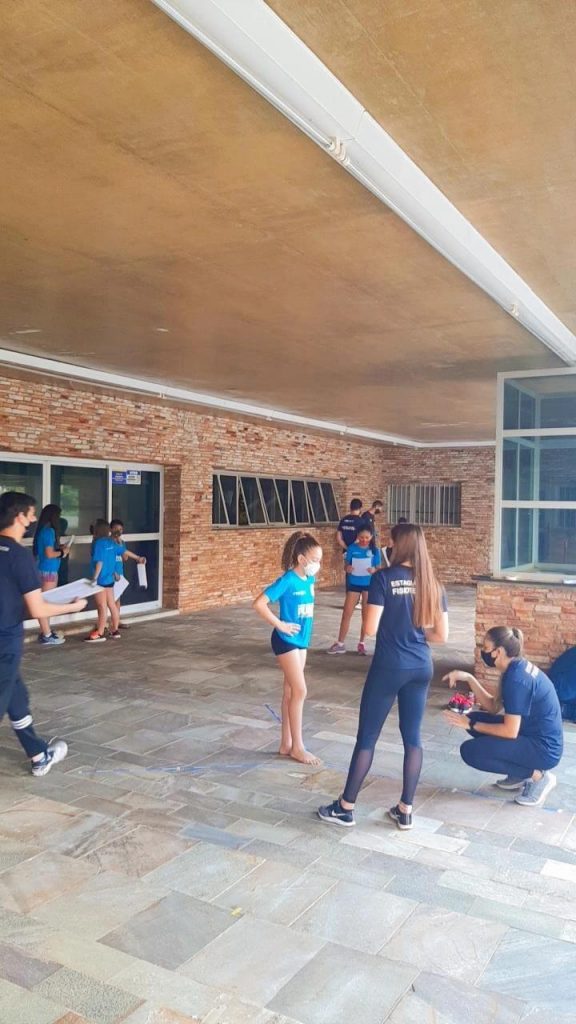Ginastas da equipe Praia Clube/Futel passam por avaliação fisioterápica 1