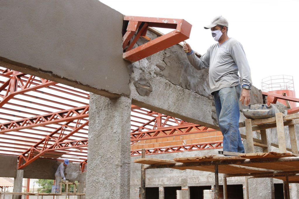 Obras da Escola de Tempo Integral atingem 60% de conclusão 1