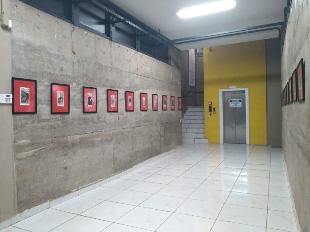 Exposição “Mergulho no Metal” está disponível até sexta-feira (26) 1