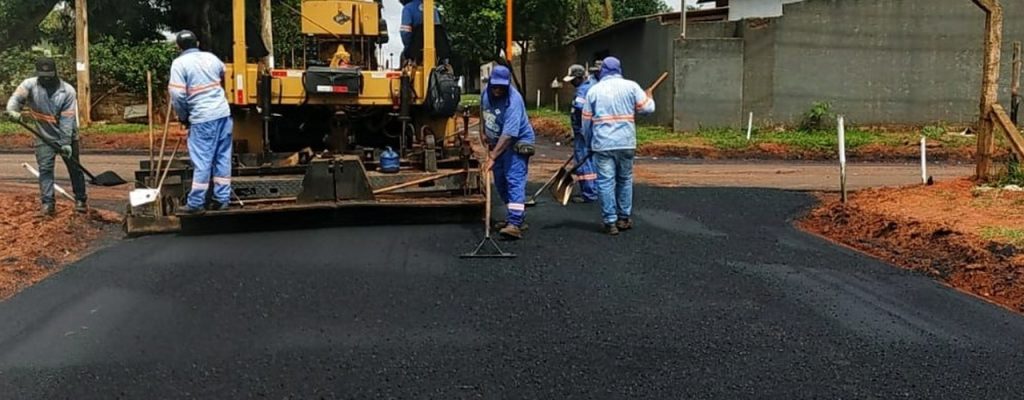 Obras de pavimentação em vias do bairro Morada dos Pássaros continuam no mês de novembro 1