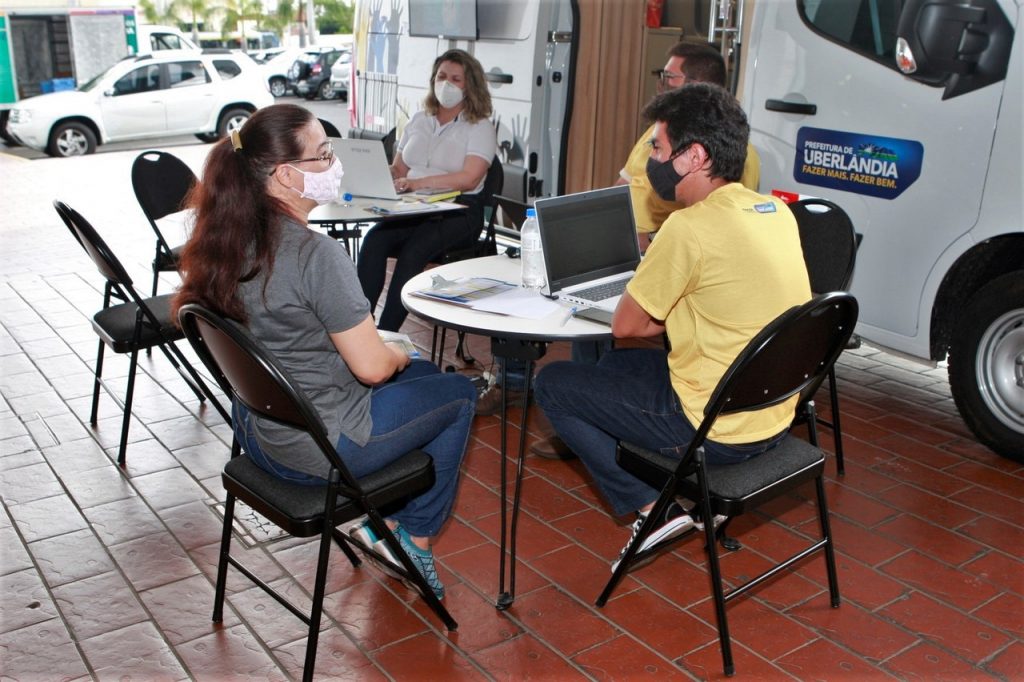 Prefeitura dá início ao atendimento itinerante do Procon Móvel 1