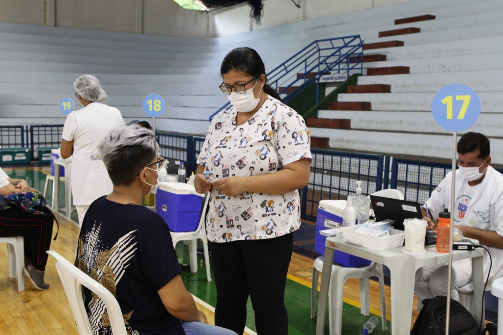 Prefeitura encerra vacinação neste domingo (5) com mais de 6,7 mil pessoas imunizadas 1
