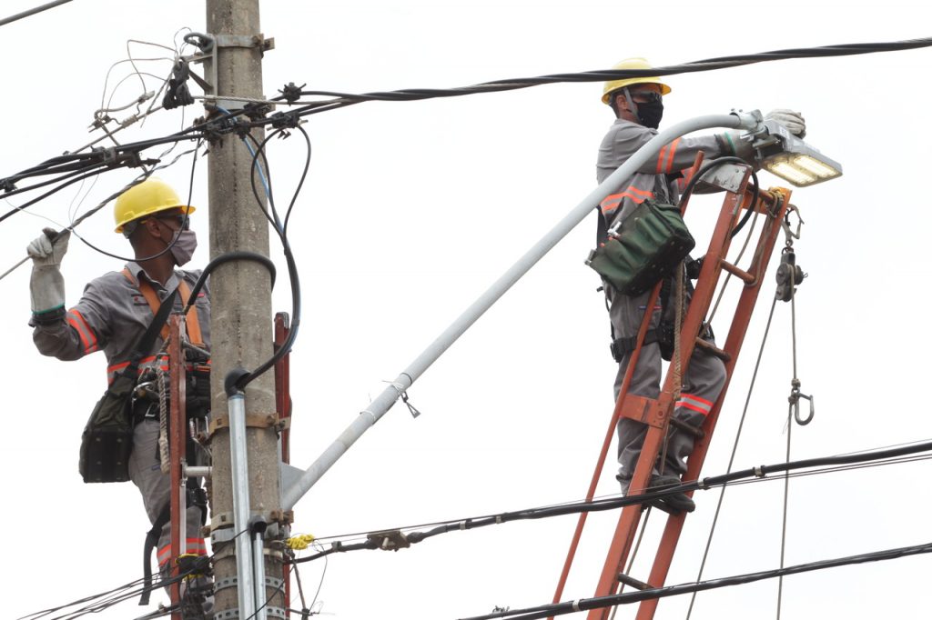 PPP avança com mais de 75% da iluminação pública modernizada em Uberlândia 1