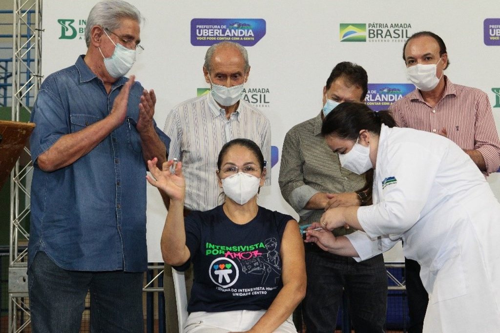 Prefeitura investiu nos cuidados com a Saúde e avançou na imunização contra a Covid-19 em 2021 1