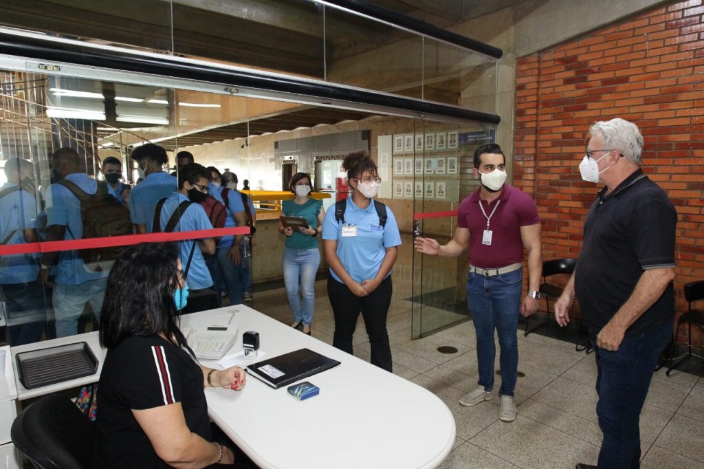 Prefeitura recebe 17 jovens aprendizes nesta quarta-feira (16) 2