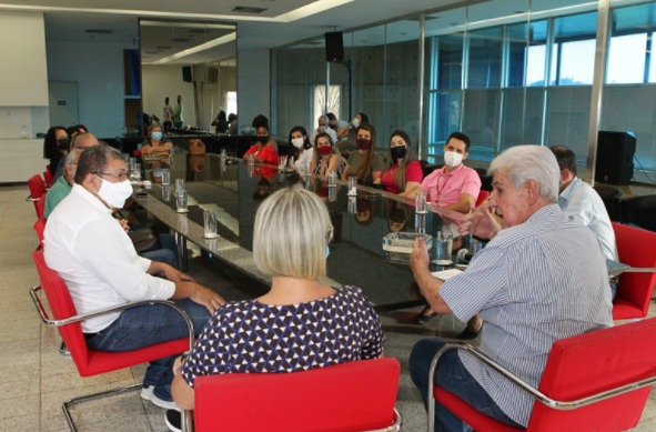 Prefeitura recebe conselheiros tutelares para reunião de trabalho 1