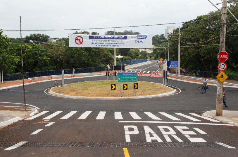 Prefeitura inaugura obras que beneficiarão mobilidade urbana e drenagem pluvial 2