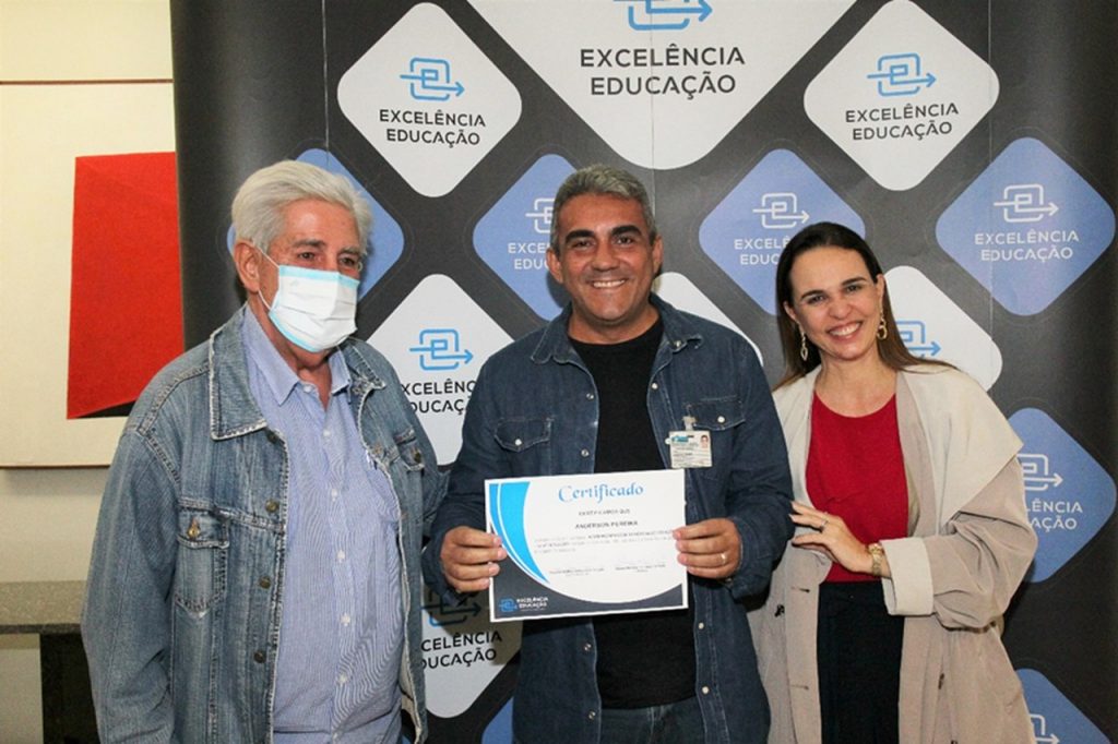 Prefeitura recebe servidores participantes do estudo sobre a Nova Lei de Licitações 1