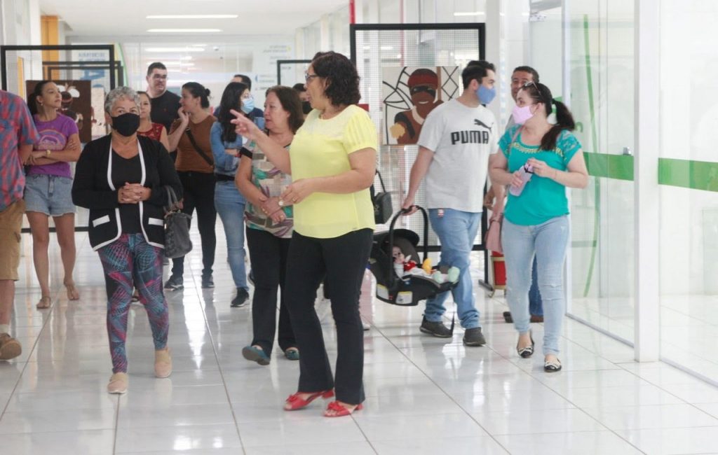 Atividades especiais na Biblioteca Municipal atraem crianças e familiares durante as férias 2