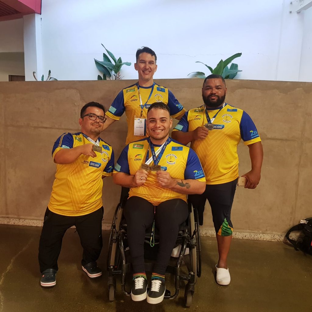 CDDU/Futel/Praia Clube conquista 10 medalhas em Circuito de Halterofilismo 1