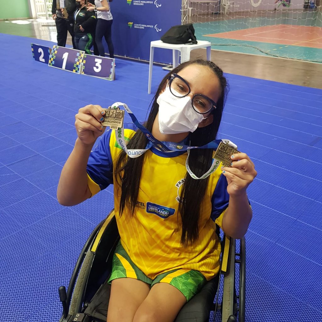 CDDU/Futel/Praia Clube conquista 10 medalhas em Circuito de Halterofilismo 2