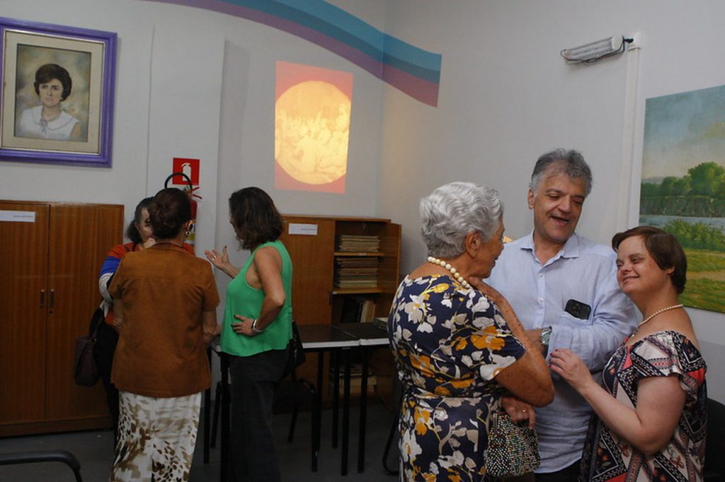 Prefeitura inaugura Sala Geralda Guimarães na Oficina Cultural 1