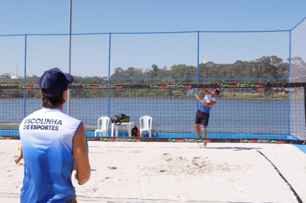 Prefeitura inaugura Arena Beach Tennis no Parque do Sabiá 1